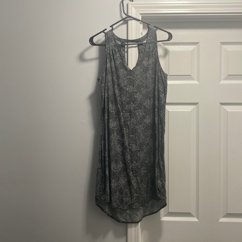 Black and white dress
